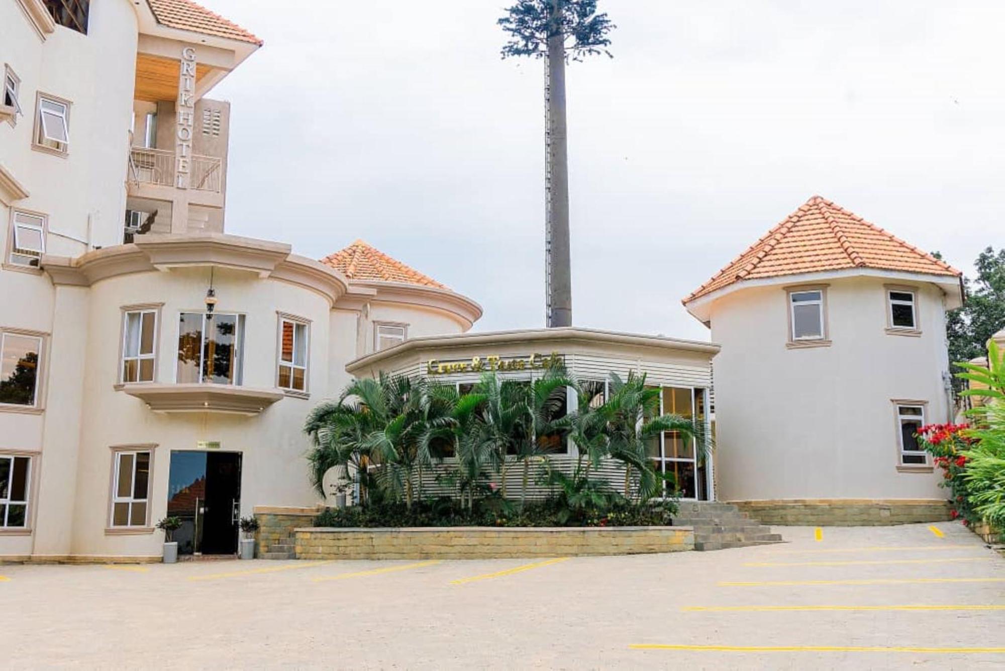 Grik Hotel - Entebbe Buitenkant foto